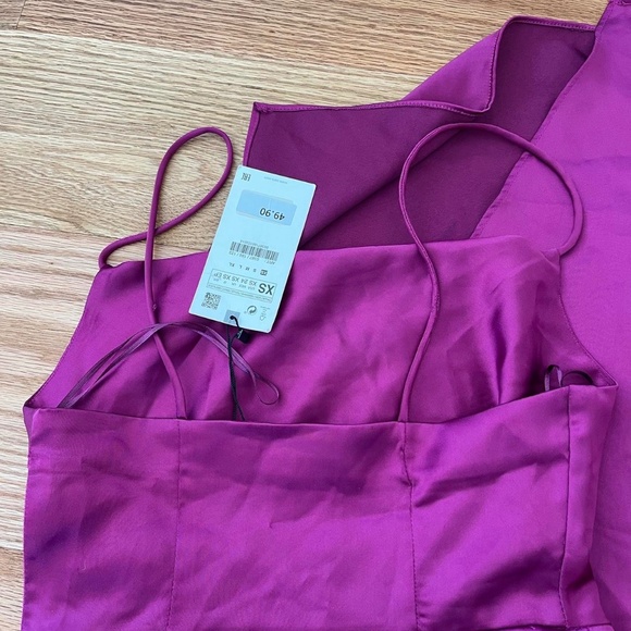 Zara Asymmetrical Magenta Satin Effect XS Feminine Slip Dress - Picture 5 of 8